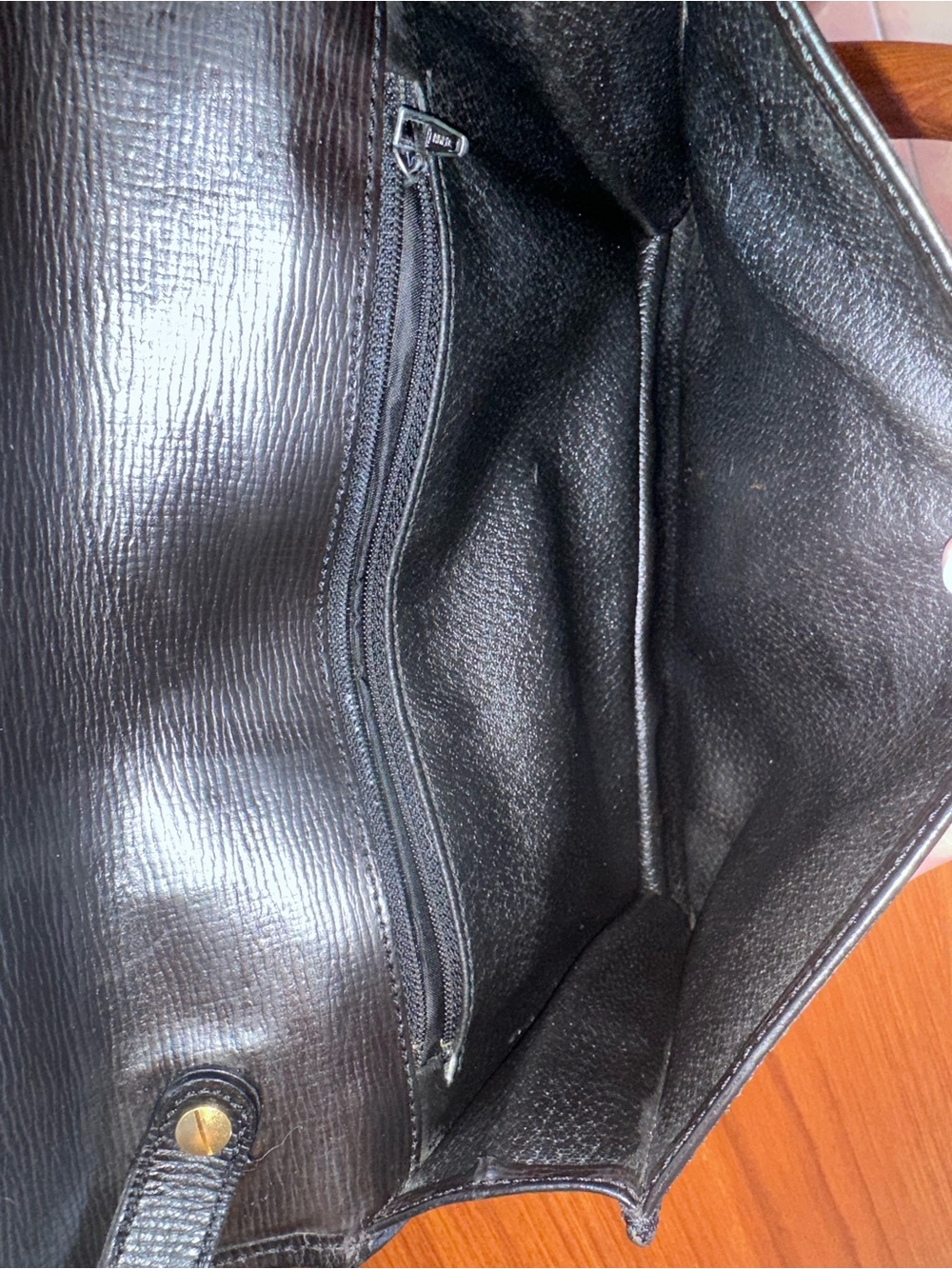 Céline Paris | Black Leather Triomphe Clutch Wristlet | Collector | Vintage - Picture 10 of 15